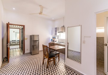 1 Bedroom Renovated Apartment For Rent - 7 Makara, Phnom Penh thumbnail