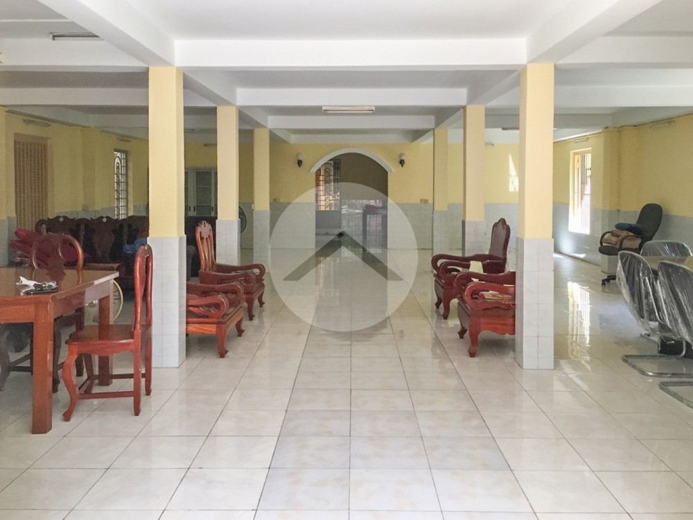6 Bedroom Commercial Villa For Rent - Beoung Raing, Phnom Penh - Image 2 6 Bedroom Commercial Villa For Rent - Beoung Raing, Phnom Penh - Image 2