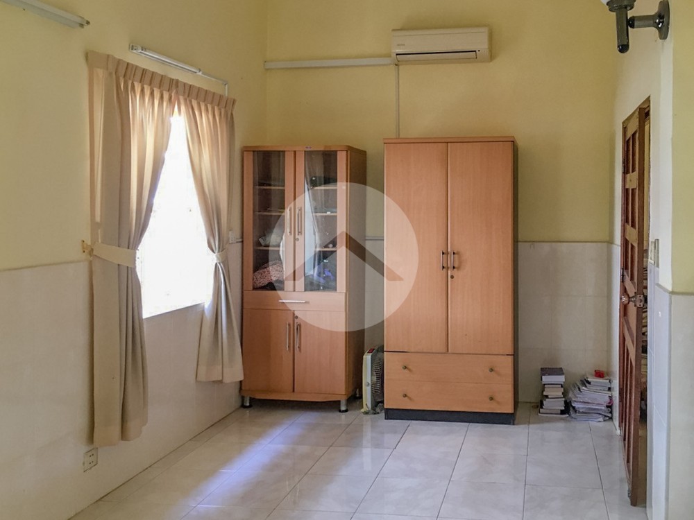 6 Bedroom Commercial Villa For Rent - Beoung Raing, Phnom Penh - Image 5 6 Bedroom Commercial Villa For Rent - Beoung Raing, Phnom Penh - Image 5
