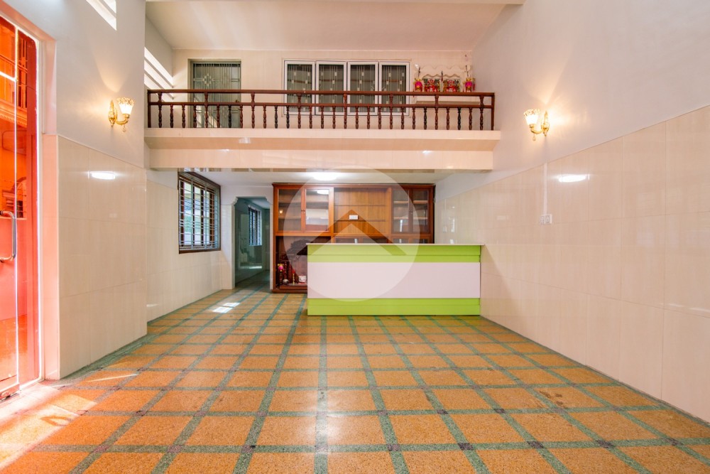 6 Bedroom Commercial  Villa For Rent - Boeung Raing, Phnom Penh - Image 4