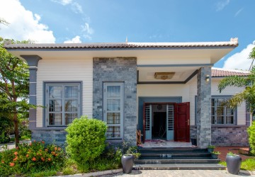 2 Bedroom Villa For Sale - Chreav, Siem Reap thumbnail