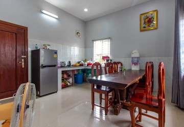 2 Bedroom Villa For Sale - Svay Dangkum, Siem Reap thumbnail