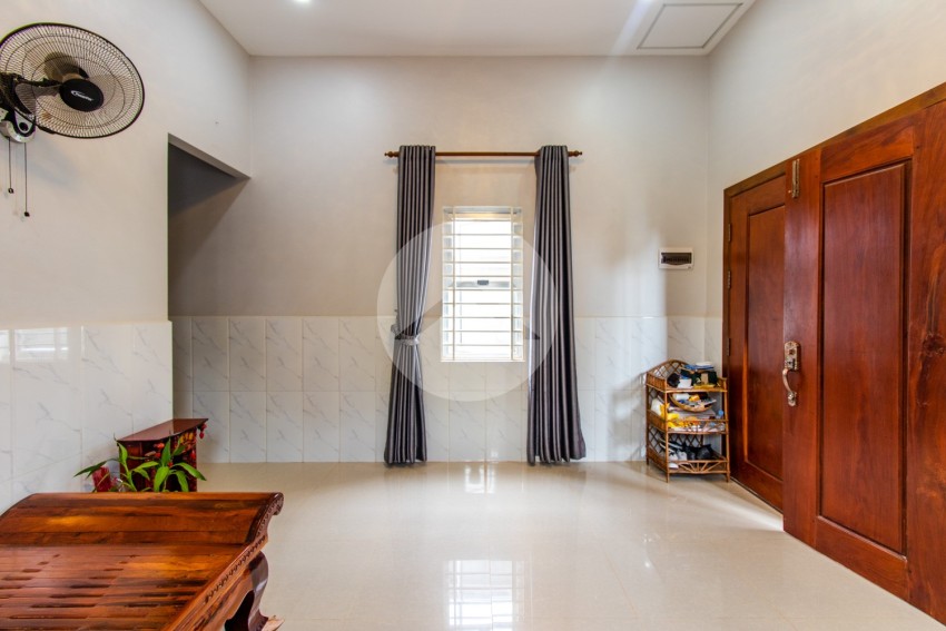 2 Bedroom Villa For Sale - Svay Dangkum, Siem Reap