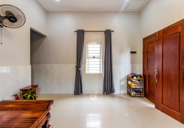 2 Bedroom Villa For Sale - Svay Dangkum, Siem Reap thumbnail