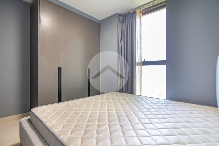 22th Floor 3 Bedroom Condo For Sale - The Peak, Tonle Bassac, Phnom Penh