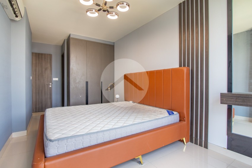 22th Floor 3 Bedroom Condo For Sale - The Peak, Tonle Bassac, Phnom Penh
