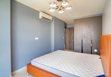 22th Floor 3 Bedroom Condo For Sale - The Peak, Tonle Bassac, Phnom Penh thumbnail