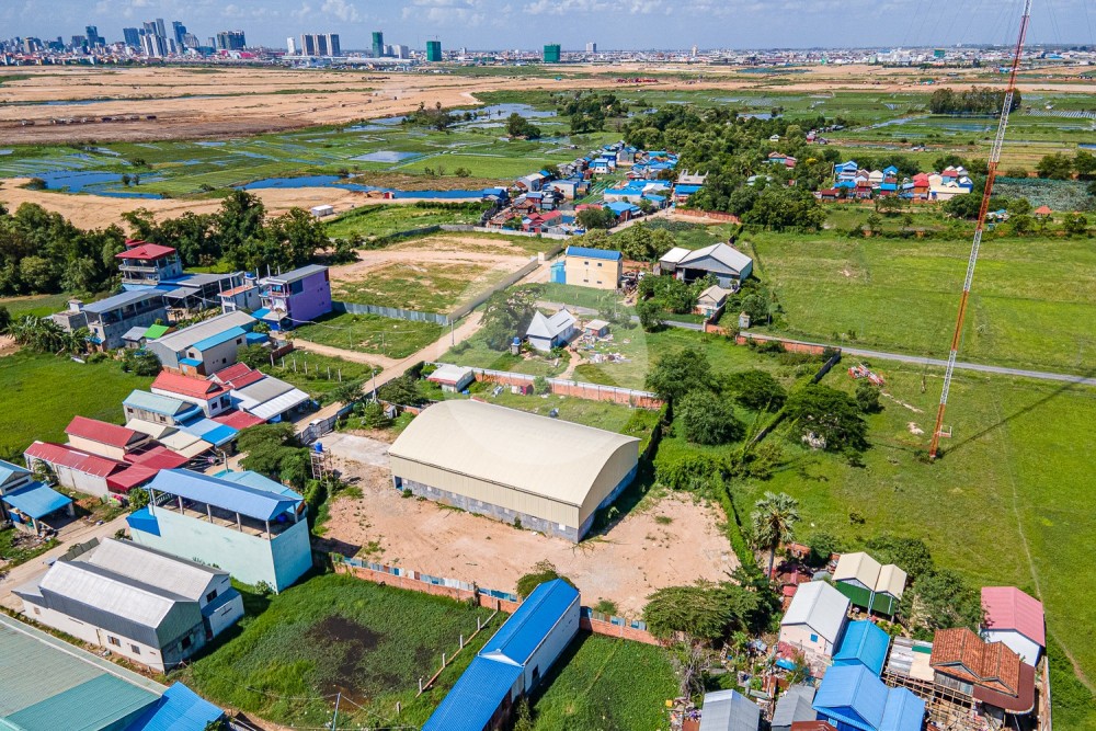 3500 Sqm Land and 600 Sqm Warehouse For Rent - Dangkao, Phnom Penh - Image 10