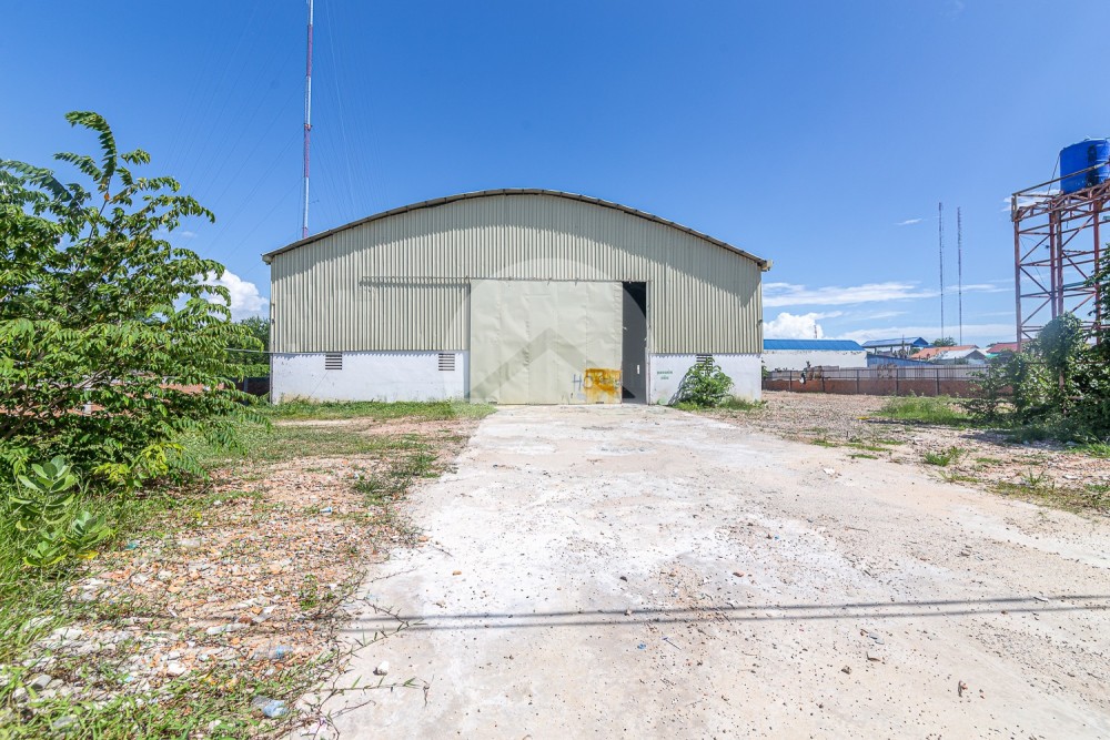 3500 Sqm Land and 600 Sqm Warehouse For Rent - Dangkao, Phnom Penh - Image 4