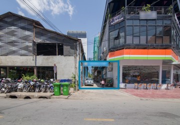 Renovated Studio For Rent - Phsar Kandal 1, Daun Penh, Phnom Penh thumbnail
