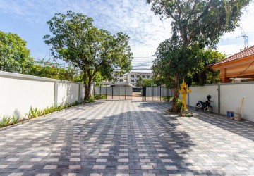 6 Unit Apartment Building For Sale - Sala Kamreuk, Siem Reap thumbnail