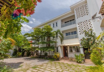 10 Unit Apartment Building For Rent - Road 60, Slor Kram, Siem Reap thumbnail