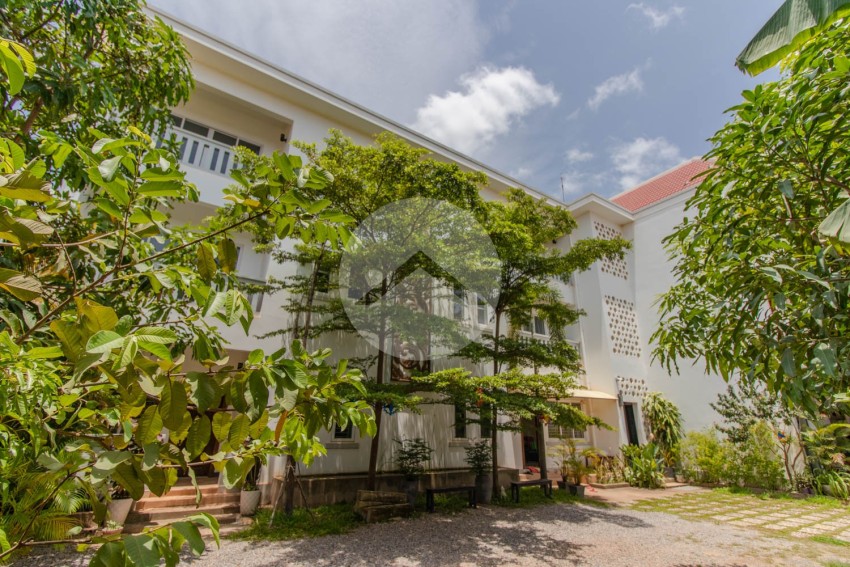 10 Unit Apartment Building For Rent - Road 60, Slor Kram, Siem Reap