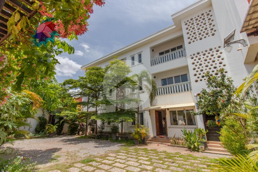 10 Unit Apartment Building For Rent - Road 60, Slor Kram, Siem Reap