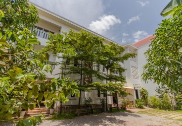 10 Unit Apartment Building For Rent - Road 60, Slor Kram, Siem Reap thumbnail