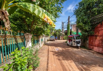 8 Bedroom House For Rent - Svay Dangkum, Siem Reap thumbnail