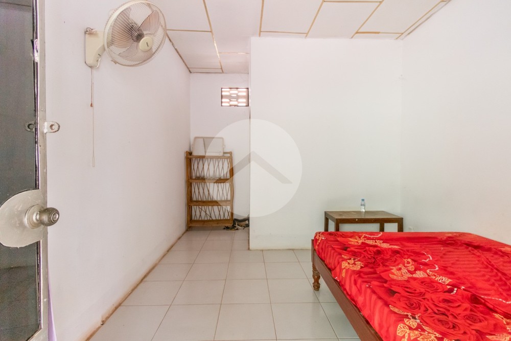 8 Bedroom House For Rent - Svay Dangkum, Siem Reap - Image 2