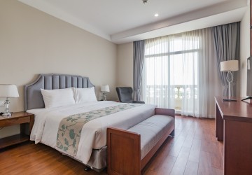 3 Bedroom Penthouse Serviced Apartment For Rent - Tonle Bassac, Phnom Penh thumbnail