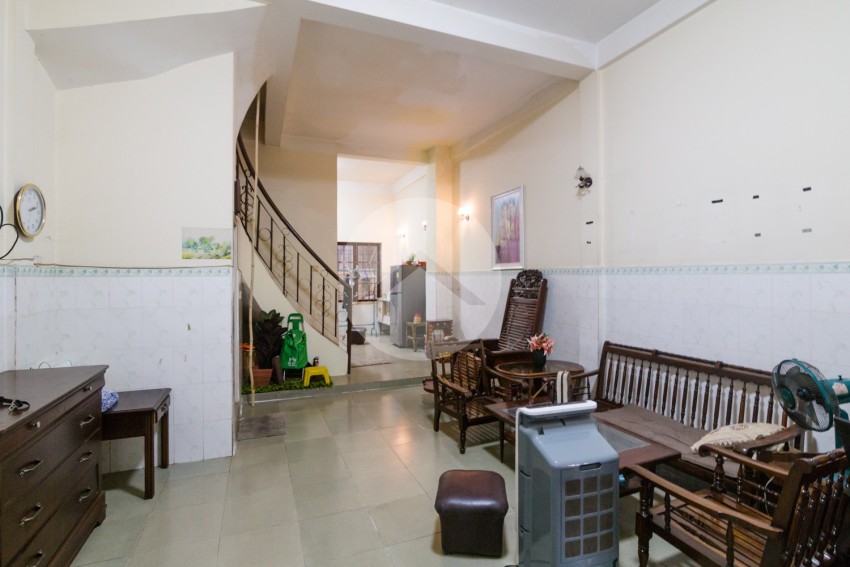 4 Bedroom Link House For Rent - Chroy Changvar, Phnom Penh