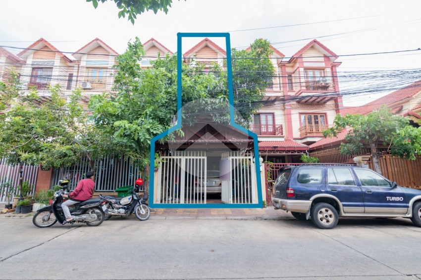4 Bedroom Link House For Rent - Chroy Changvar, Phnom Penh