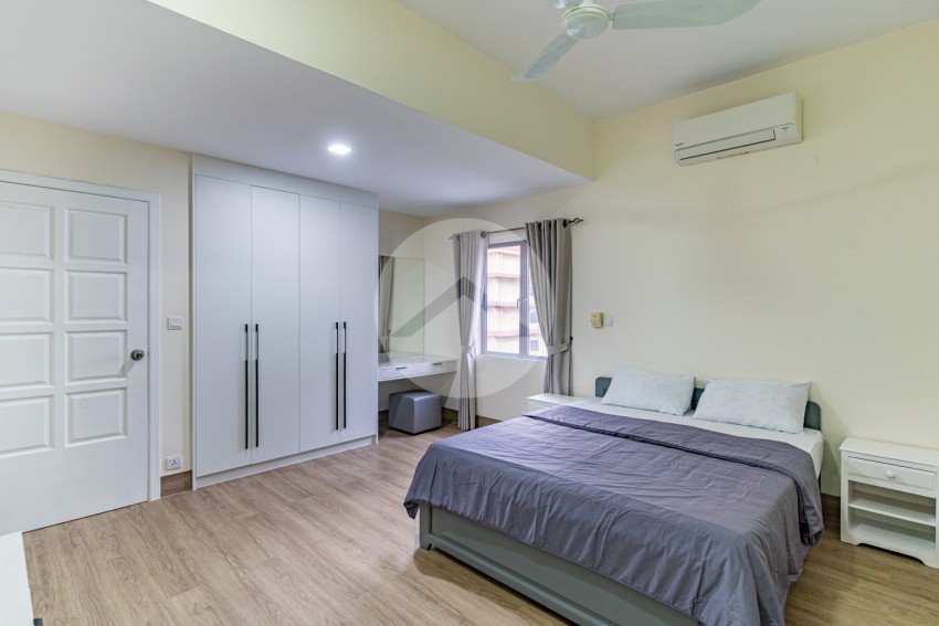 2 Bedroom Serviced Apartment For Rent - BBK1, Phnom Penh