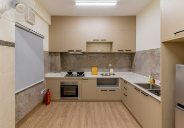 2 Bedroom Serviced Apartment For Rent - BKK1, Phnom Penh thumbnail