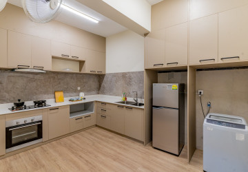 2 Bedroom Serviced Apartment For Rent - BKK1, Phnom Penh thumbnail