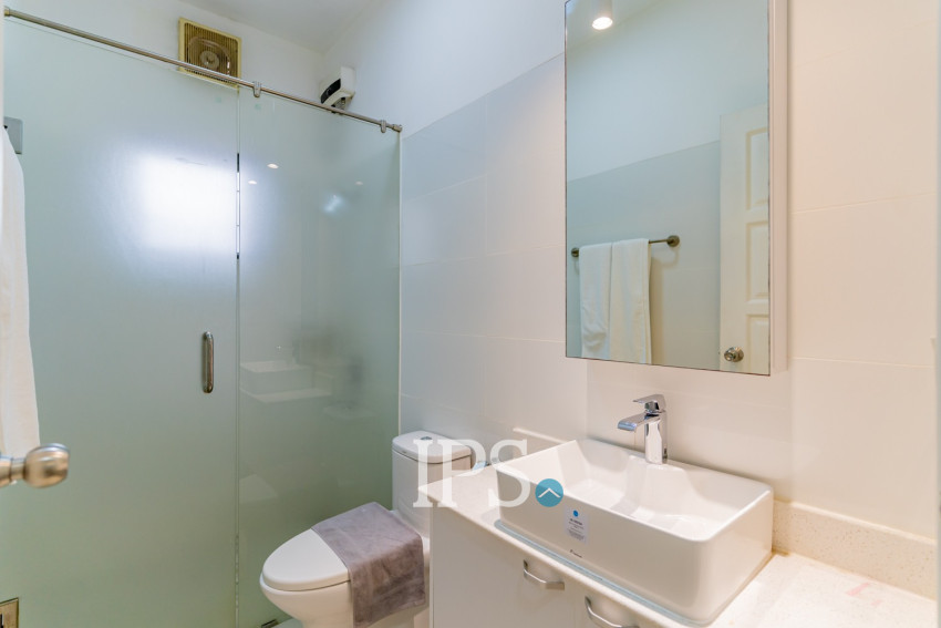 2 Bedroom Serviced Apartment For Rent - BKK1, Phnom Penh
