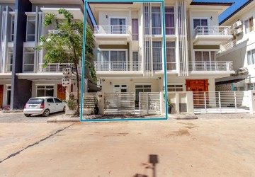 3 Bedroom House For Rent - Svay Dangkum, Siem Reap thumbnail