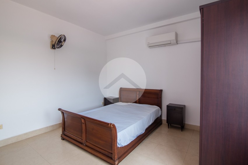 Renovated 2 Bedroom Apartment For Rent - Wat Phnom, Phnom Penh