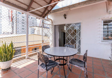 Renovated 2 Bedroom Apartment For Rent - Wat Phnom, Phnom Penh thumbnail