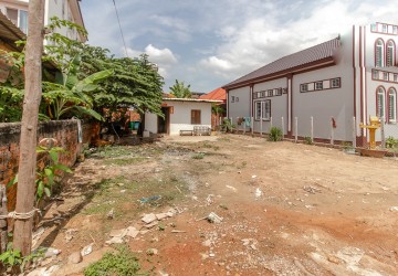 241 Sqm Residential Land For Sale - Wat Bo Area, Siem Reap thumbnail