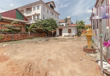 241 Sqm Residential Land For Sale - Wat Bo Area, Siem Reap thumbnail