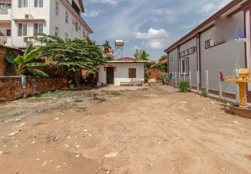 241 Sqm Residential Land For Sale - Wat Bo Area, Siem Reap thumbnail