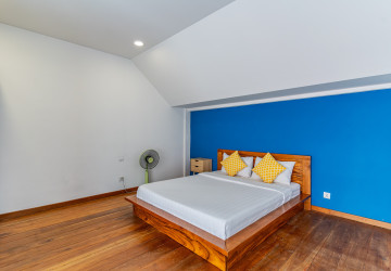 Loft 1 Bedroom Serviced Apartment For Rent - BKK3, Phnom Penh thumbnail