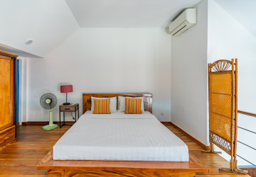 Loft 1 Bedroom Serviced Apartment For Rent - BKK3, Phnom Penh thumbnail