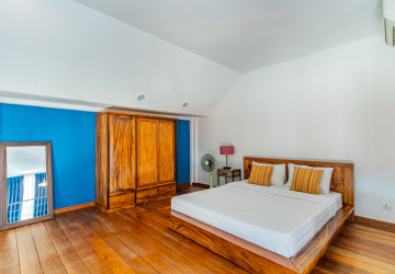 Loft 1 Bedroom Serviced Apartment For Rent - BKK3, Phnom Penh thumbnail