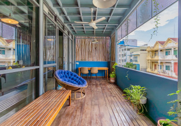 1 Bedroom Loft Apartment For Rent - BKK 3, Phnom Penh thumbnail