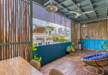 1 Bedroom Loft Apartment For Rent - BKK 3, Phnom Penh thumbnail