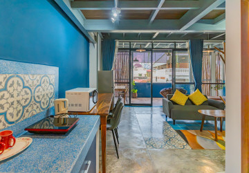 1 Bedroom Loft Apartment For Rent - BKK 3, Phnom Penh thumbnail