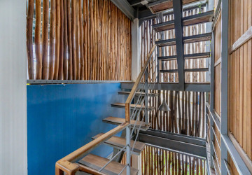 1 Bedroom Loft Apartment For Rent - BKK 3, Phnom Penh thumbnail