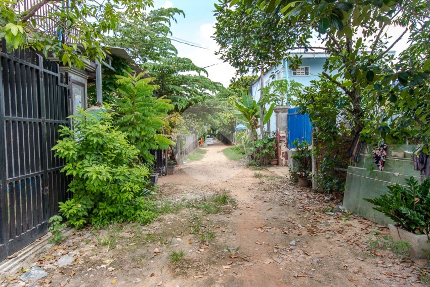 4 Bedroom Villa For Sale - Slor Kram, Siem Reap