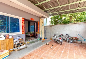 4 Bedroom Villa For Sale - Slor Kram, Siem Reap thumbnail