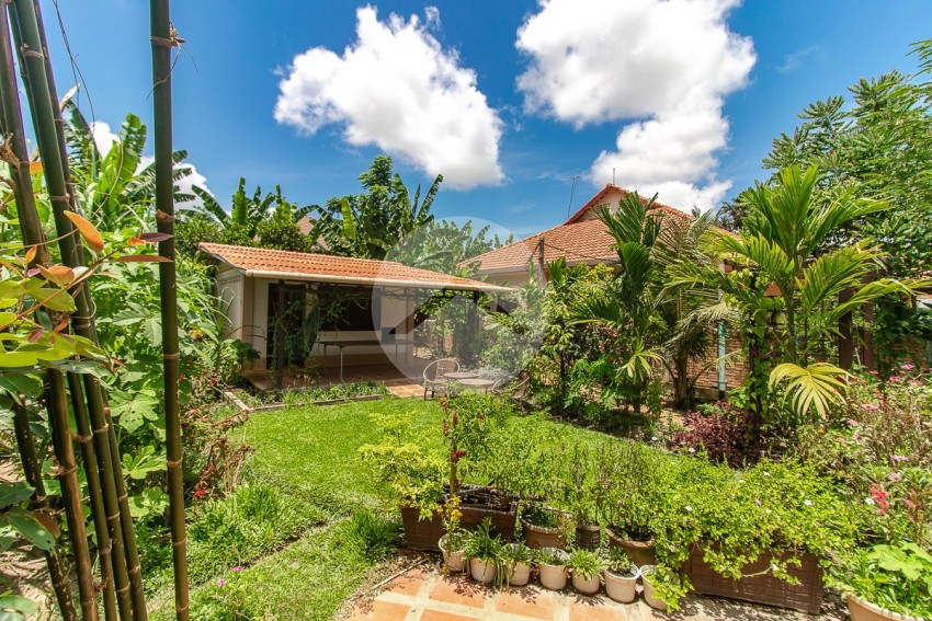 3 Bedroom House For Sale - Knart  Siem-Reap