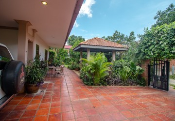 3 Bedroom House For Sale - Knart  Siem-Reap thumbnail