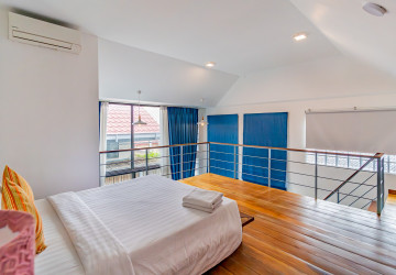 1 Bedroom Loft Apartment For Rent - BKK 3, Phnom Penh thumbnail