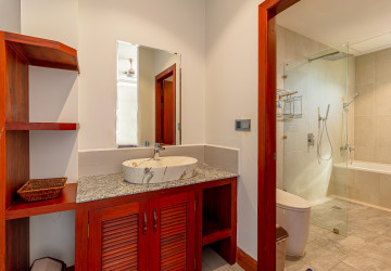 1 Bedroom Apartment For Rent - Sala Kamreuk, Siem Reap thumbnail