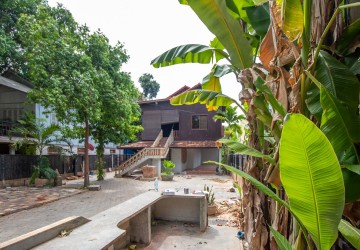 4 Bedroom Commercial Villa For Rent - Slor Kram, Siem Reap thumbnail