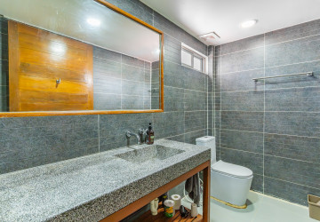 Renovated Loft 1 Bedroom Apartment For Sale - BKK1, Phnom Penh thumbnail