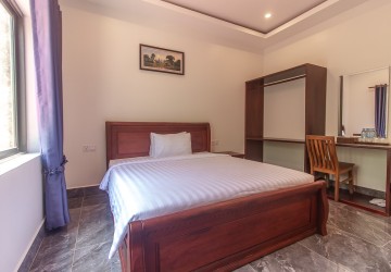 16 Bedroom Guesthouse For Rent - Slor Kram, Siem Reap thumbnail
